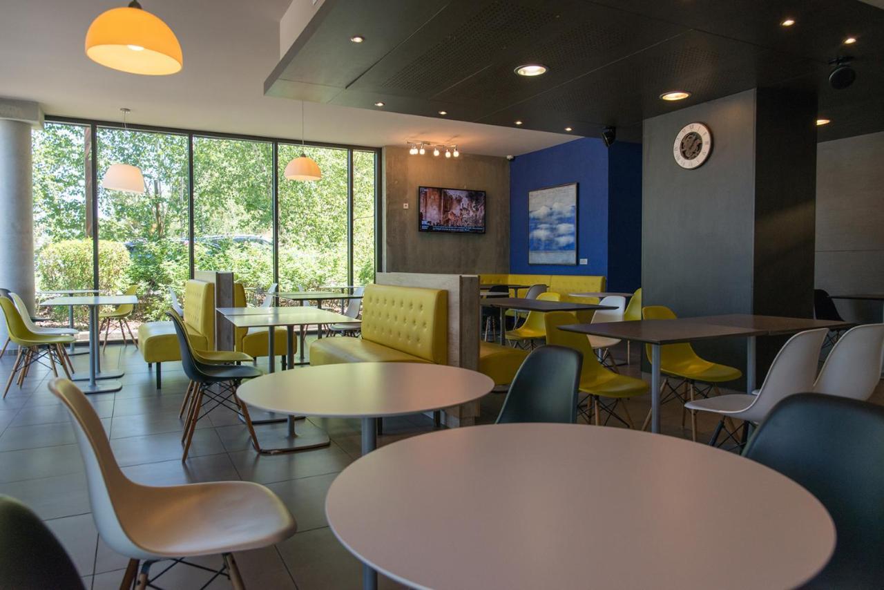 Ibis Budget Archamps Porte De Geneve ภายนอก รูปภาพ