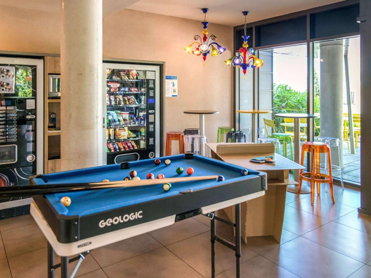 Ibis Budget Archamps Porte De Geneve ภายนอก รูปภาพ