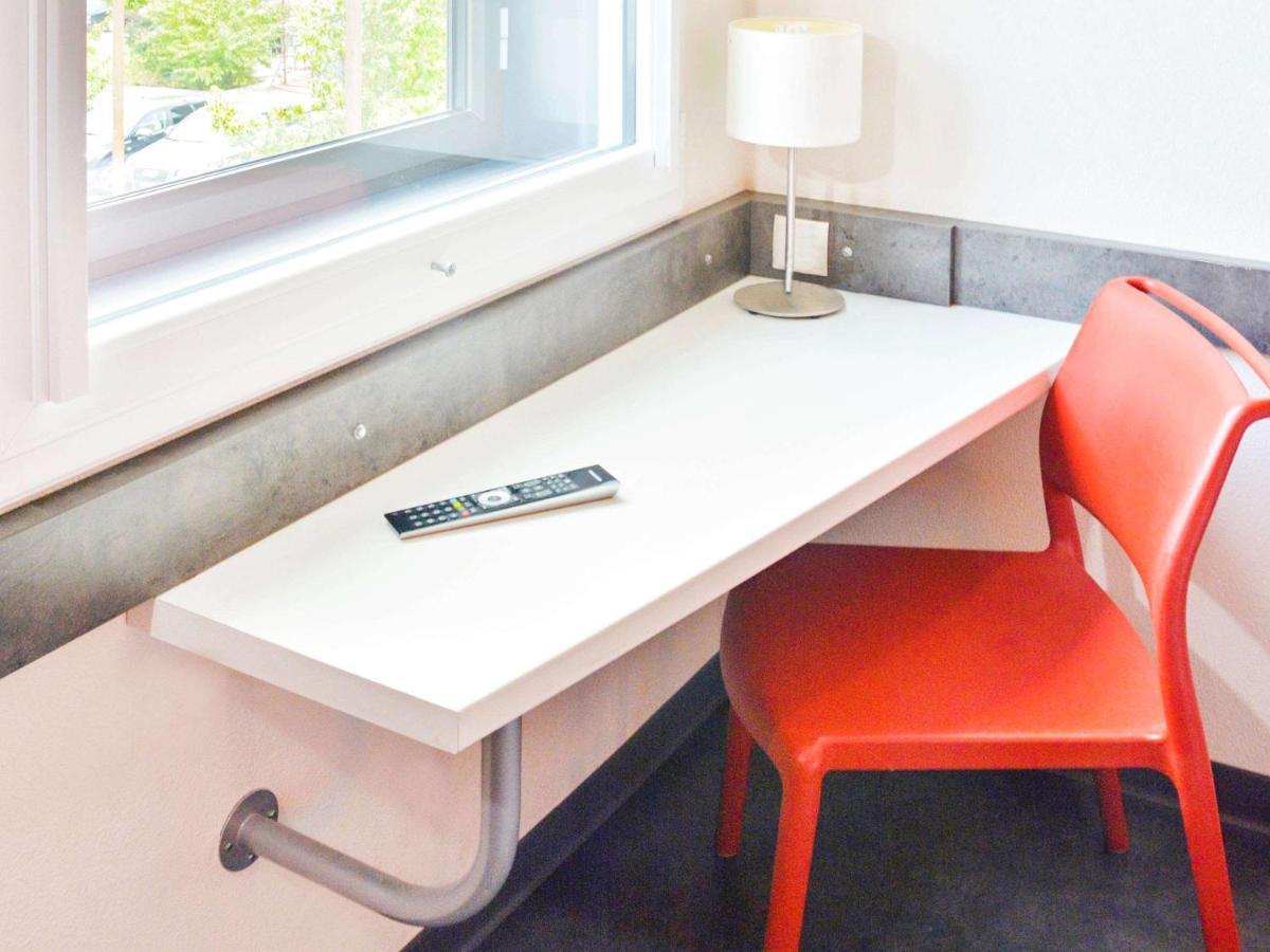 Ibis Budget Archamps Porte De Geneve ภายนอก รูปภาพ